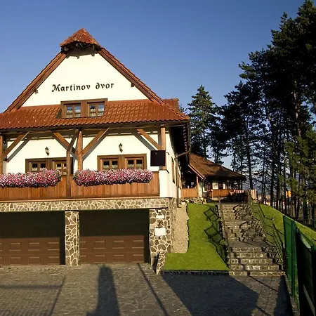 Martinov Dvor 3*